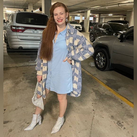 Meet your Posher, Lyssa - Picture 2 of 9